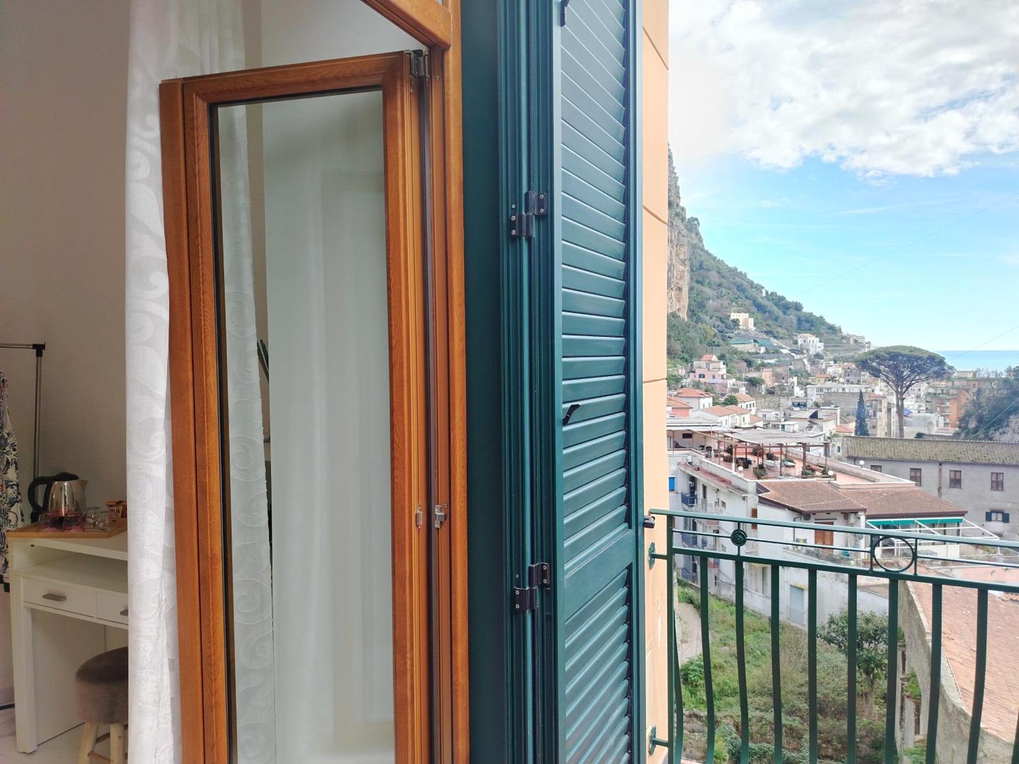 Valenti Amalfi