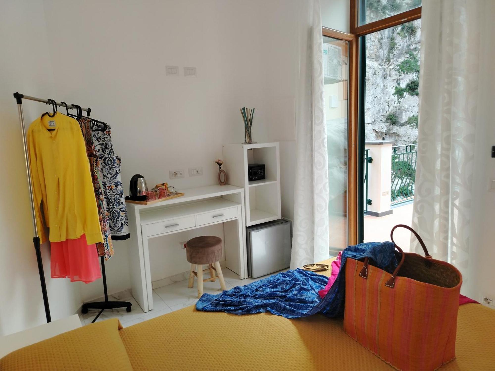 Valenti Guest house